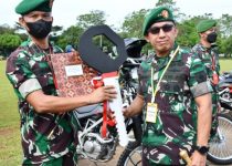 Pangdam Hasanuddin Serahkan Ranmor Kepada Para Dandim