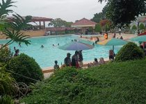 Serunya rekreasi Di Bukit Hambalang Sentul Bogor