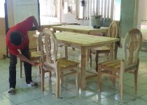 Narapidana Lapas IIB Takalar Terus Terima Pesanan Produksi Mebel