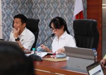 Li Claudia Chandra konsolidasikan Pelaku Usaha; Cegah Harga BBM naik di Batam akibat krisis global